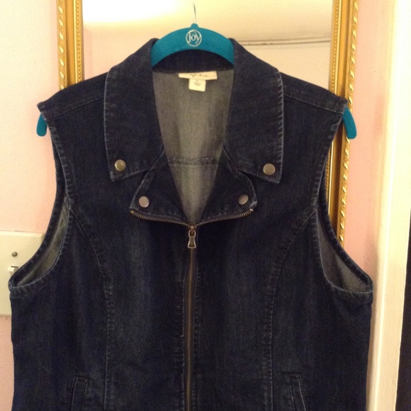 VINTAGE STYLE & CO BLUE DENIM VEST WITH ZIPPER SIZE LARGE - Picture 6 of 6